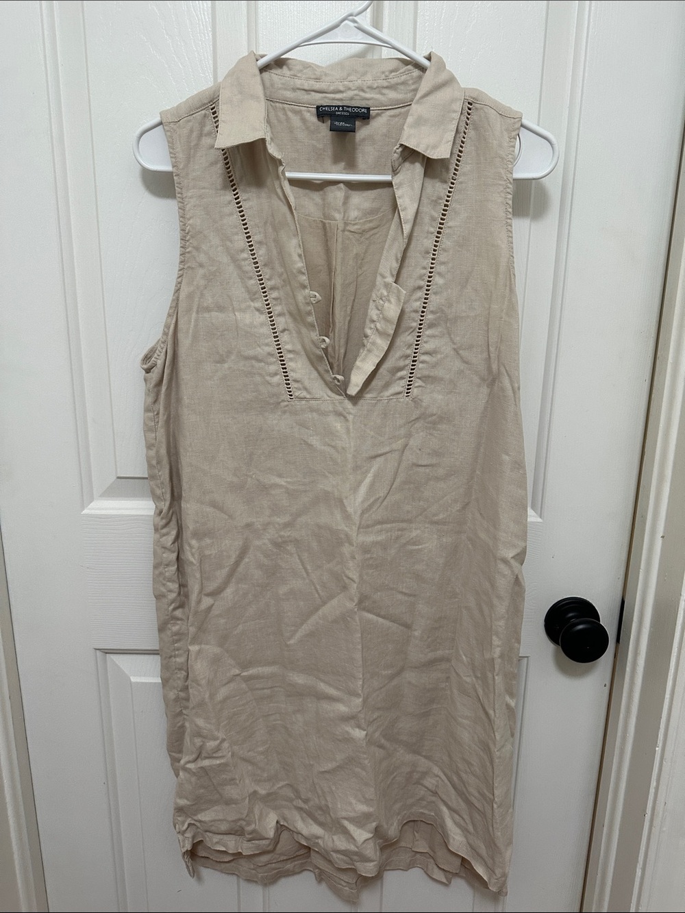 0150 Chelsea & Theodore Sleeveless V-Neck Midi Dress in Beige linen size medium